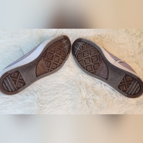 Converse All Star Lo Canvas Sneakers - Men 9 Women 11 - Picture 3 of 9